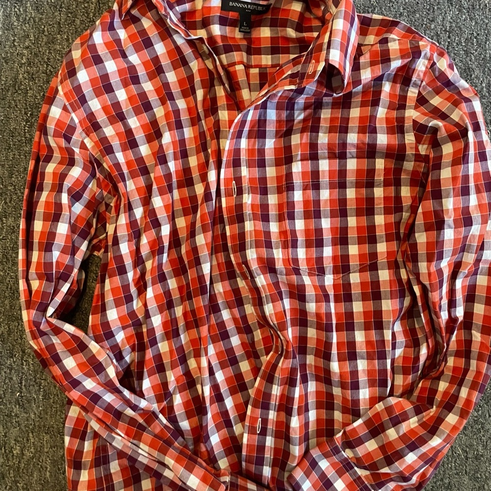 Banana Republic checkered dress shirt (LARGE)